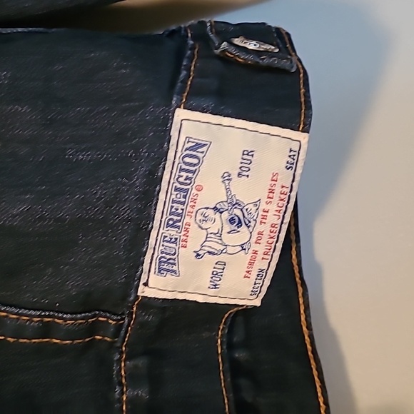 True Religion Mens Medium Dark Blue Denim World Tour Trucker Jacket Streetwear - Picture 6 of 16